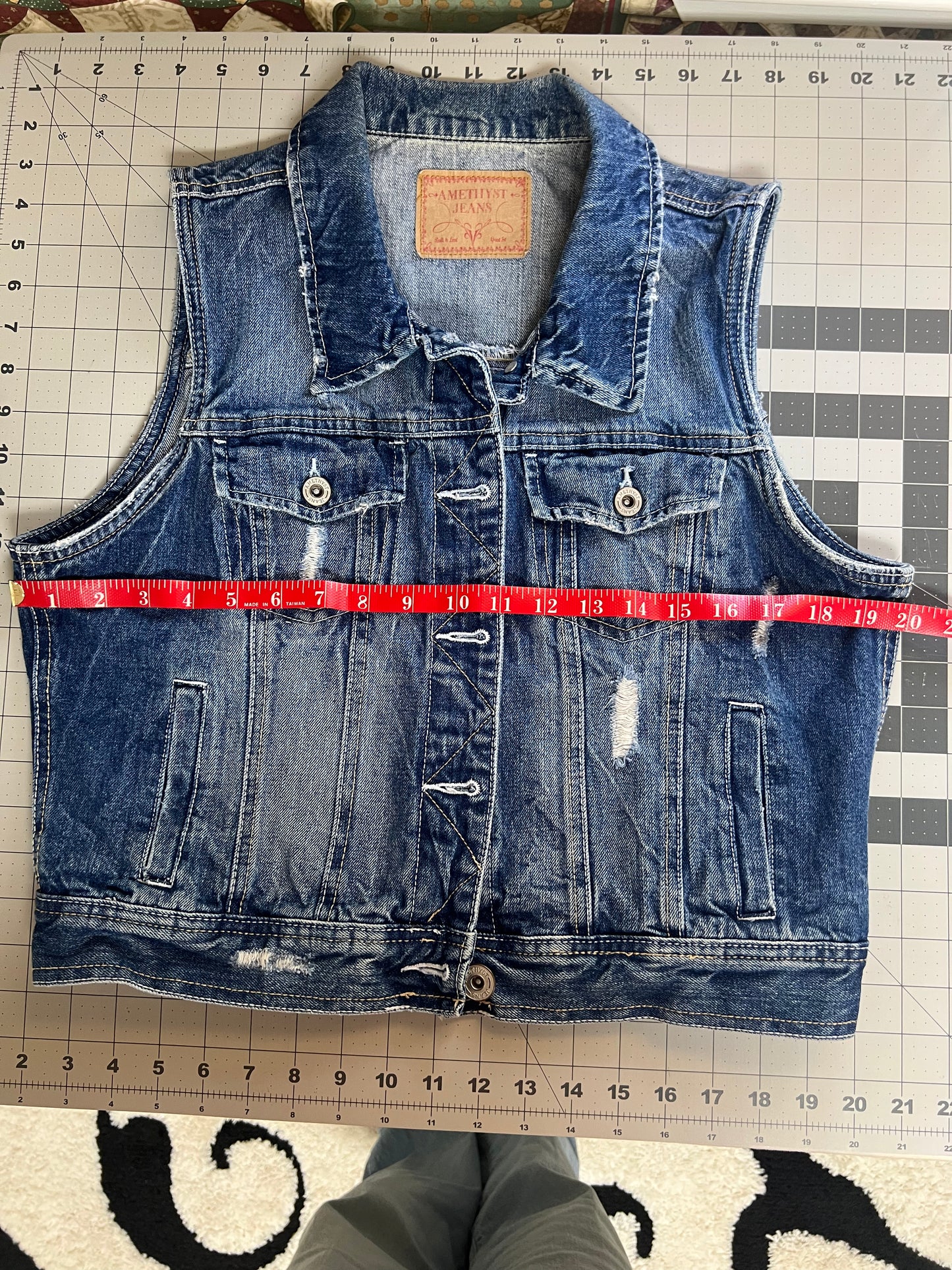 Pre-Owned Amethyst Jeans Distressed Denim Vest XL READ DESCRIPTION